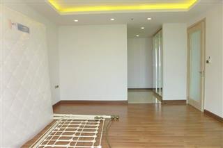 Condominium for sale Pratumnak Hill Pattaya showing the bedroom