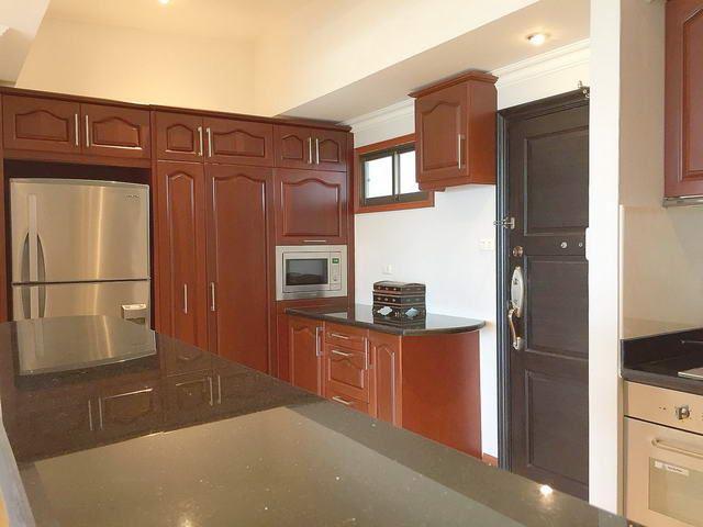 Condominium for sale Jomtien showing the kitchen Condominium for sale Jomtien showing the kitchen