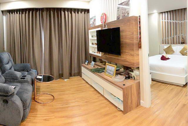 Condominium for sale Jomtien showing the living area Condominium for sale Jomtien showing the living area