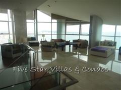 Condominium for sale on Pattaya Beach at Northshore showing duplex living