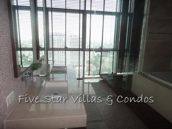 Condominium for rent on Pattaya Beach at Northshore showing a bathroom