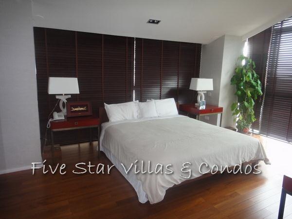 Condominium for rent on Pattaya Beach at Northshore showing a master bedroom