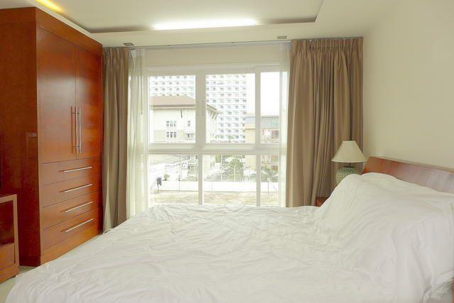 Condominium for sale Central Pattaya showing the bedroom suite Condominium for sale Central Pattaya showing the bedroom suite
