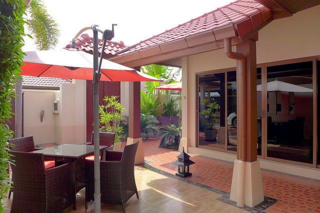 House for sale Huay Yai Pattaya showing the terrace House for sale Huay Yai Pattaya showing the terrace