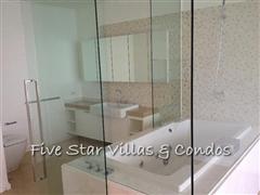 Condominium for rent at Wong Amat Northpoint showing the master en-suite bathroom