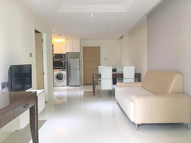 Condominium for sale Pratumnak Hill Pattaya showing the open plan living Condominium for sale Pratumnak Hill Pattaya showing the open plan living