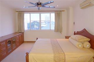 Condominium for sale Pattaya showing the second bedroom suite
