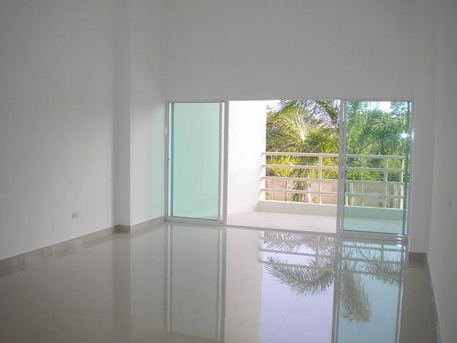 Commercial unit for sale Jomtien Beach looking towards the balcony Commercial unit for sale Jomtien Beach looking towards the balcony