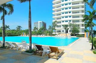 Commercial unit for sale Jomtien Beach showing how to relax after work