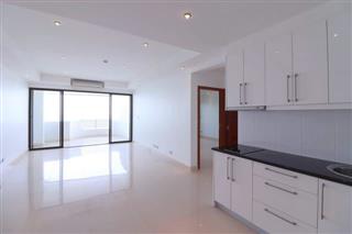 Condominium for sale Ban Amphur showing the kitchen area