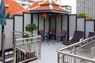 House for sale Jomtien showing the roof terrace