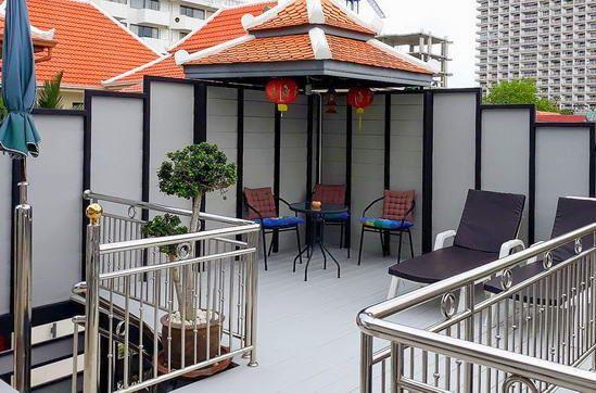 House for sale Jomtien showing the roof terrace House for sale Jomtien showing the roof terrace