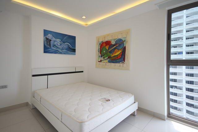 Condominium for sale Wong Amat showing the second bedroom Condominium for sale Wong Amat showing the second bedroom