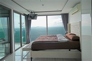  Condominium for sale Wong Amat showing the corner master bedroom