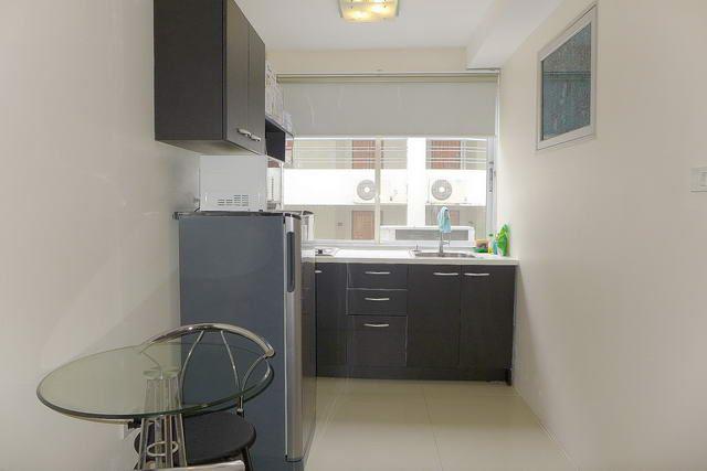 Condominium for sale Pattaya Beach showing the kitchen Condominium for sale Pattaya Beach showing the kitchen