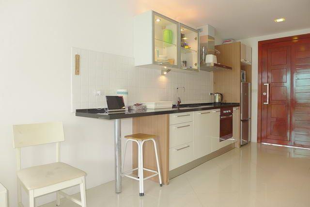 Condominium for sale Wong Amat showing the kitchen Condominium for sale Wong Amat showing the kitchen
