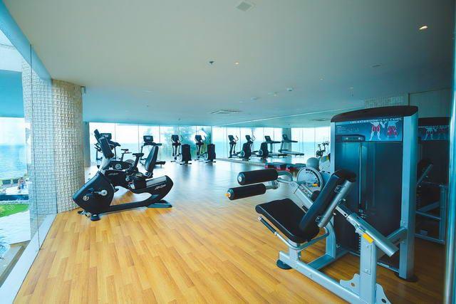 Condominium for sale Wong Amat showing the gymnasium Condominium for sale Wong Amat showing the gymnasium