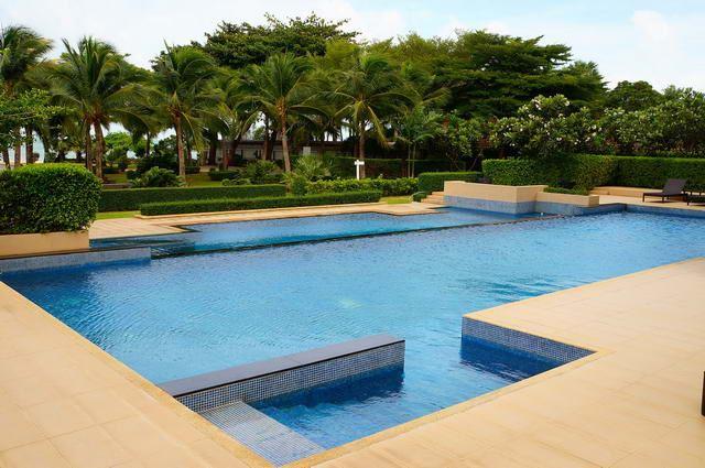 Condominium for sale Ban Amphur showing the communal pool Condominium for sale Ban Amphur showing the communal pool