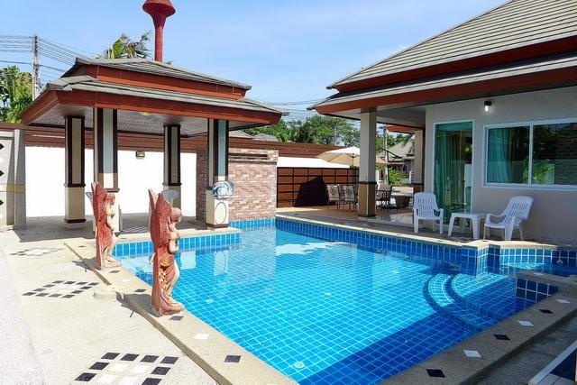 House for sale Huay Yai showing the house and pool House for sale Huay Yai showing the house and pool