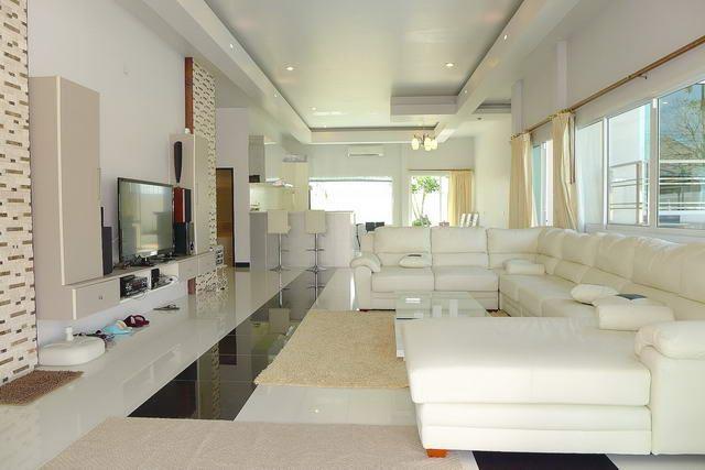 House for sale Huay Yai showing the living area House for sale Huay Yai showing the living area