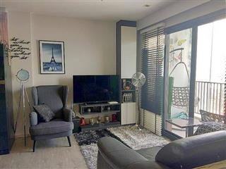 Condominium for sale Central Pattaya showing the living area