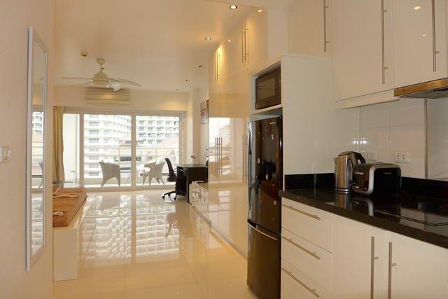 Condominium for sale Jomtien looking from the kitchen Condominium for sale Jomtien looking from the kitchen