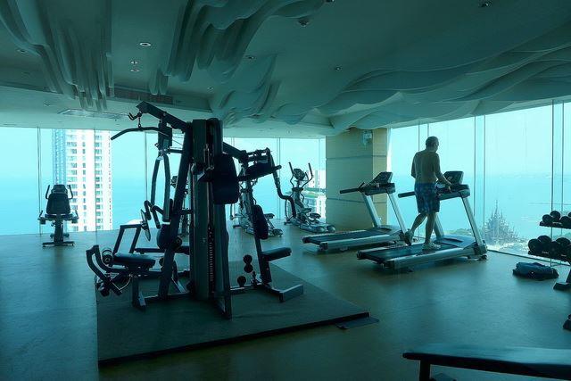 Condominium for sale Wong Amat showing the gymnasium Condominium for sale Wong Amat showing the gymnasium