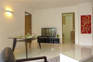 Condominium for sale Wong Amat showing the dining area