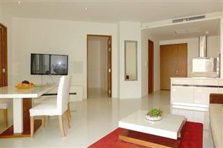 Condominium for sale Wong Amat showing the dining area