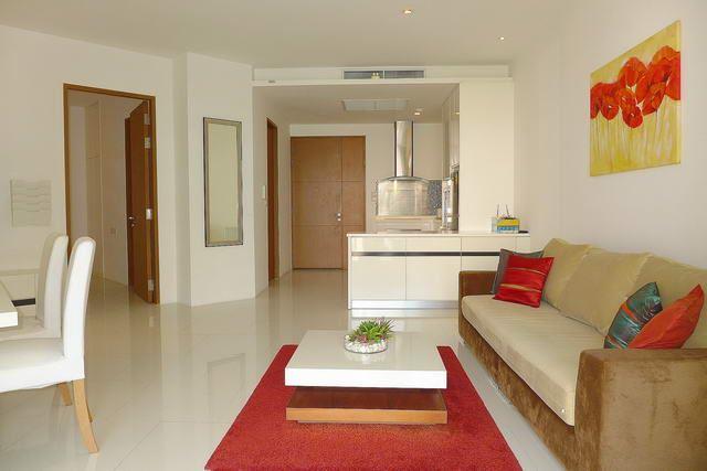 Condominium for sale Wong Amat showing the open plan concept Condominium for sale Wong Amat showing the open plan concept