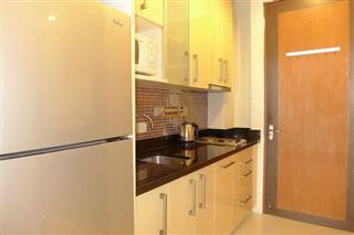 Condominium for sale South Pattaya showing the kitchen