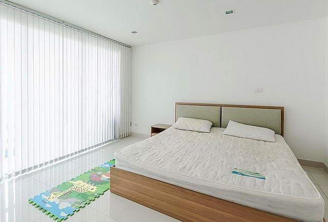 Condominium for sale Wong Amat showing the first bedroom Condominium for sale Wong Amat showing the first bedroom