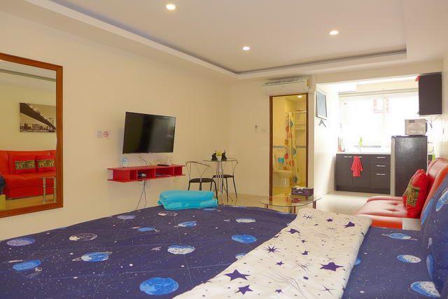 Condominium for sale Pattaya Beach showing the sleeping area Condominium for sale Pattaya Beach showing the sleeping area