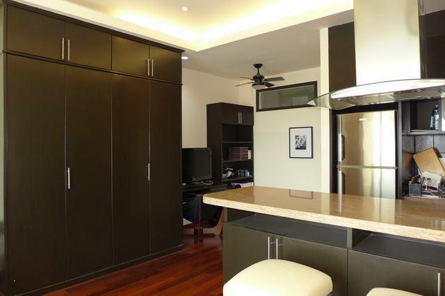 Condominium for sale View Talay 6 showing the kitchen