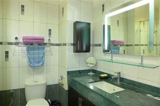 Condominium for sale View Talay 6 showing the bathroom