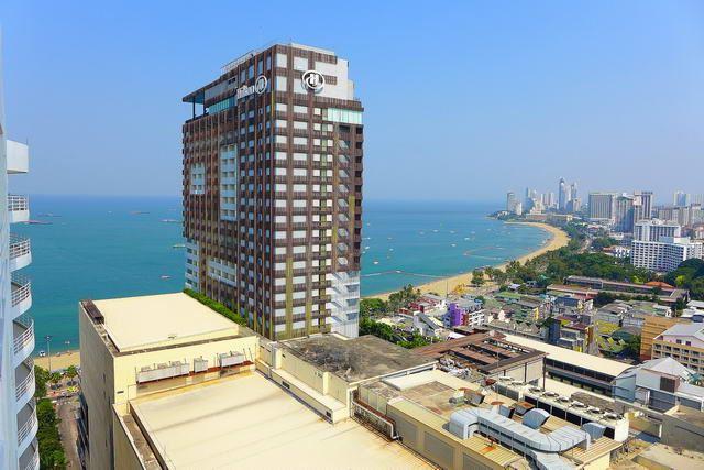 Condominium for sale View Talay 6 showing the balcony view Condominium for sale View Talay 6 showing the balcony view