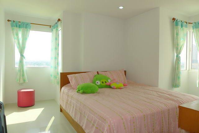 Condominium for sale Wong Amat showing the second bedroom Condominium for sale Wong Amat showing the second bedroom