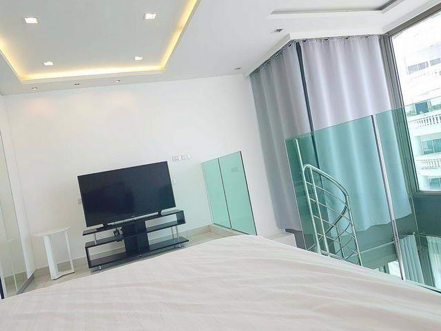 Duplex Condominium for sale Wong Amat showing the bedroom suite