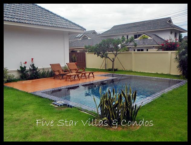 House for rent East Pattaya showing the pool and garden House for rent East Pattaya showing the pool and garden