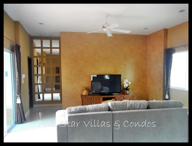 House for rent East Pattaya showing sitting around the TV House for rent East Pattaya showing sitting around the TV