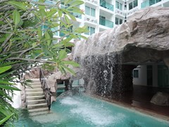 Condominium for rent in Jomtien AMAZON RESIDENCE showing the waterfall and swimming pool