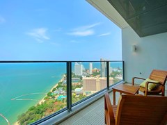 Condominium for rent Northpoint Pattaya showing the balcony view 