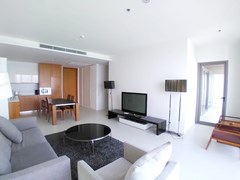 Condominium for rent Northpoint Pattaya showing the living and dining areas  