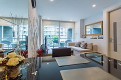 Condominium for rent Pattaya showing the dining and living areas 