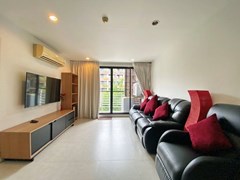 Condominium for Rent Pattaya showing the living room