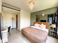 Condominium for rent Wongamat Pattaya showing the bedroom 