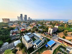 Condominium for rent Wong Amat Pattaya showing the view 