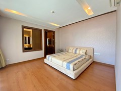 Condominium for sale Jomtien showing the second bedroom suite 