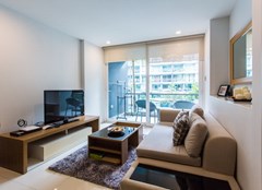 Condominium for sale Pattaya showing the living room