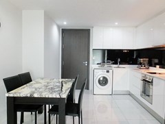 Condominium for sale Pratumnak Pattaya showing the kitchen